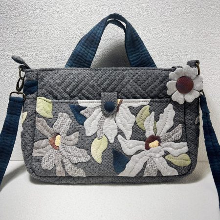 Elegant Ivory Wildflower Appliqué Quilted Fabric Handbag