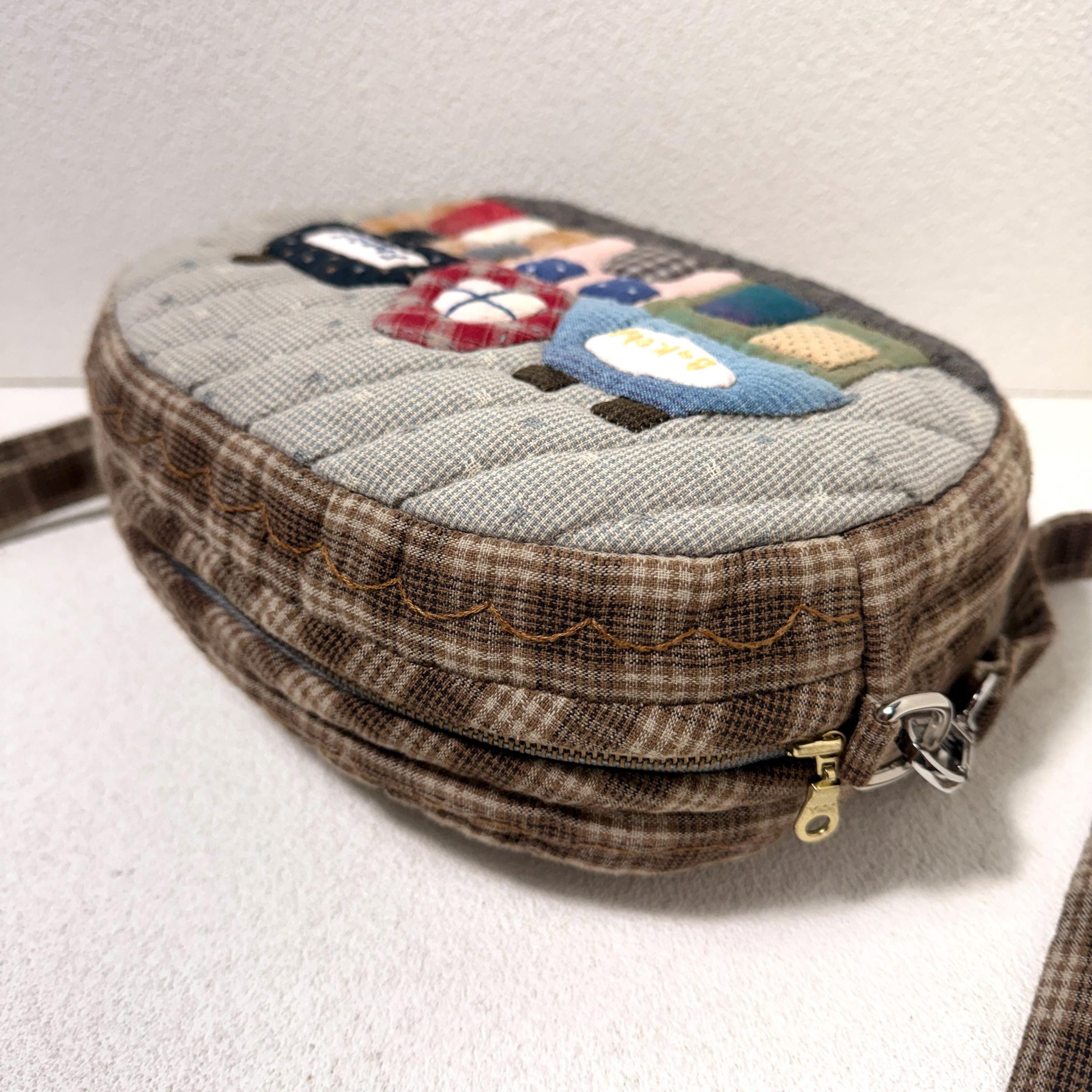 Whimsical Storybook Florist Shop Appliqué Quilted Crossbody Bag - Image 6