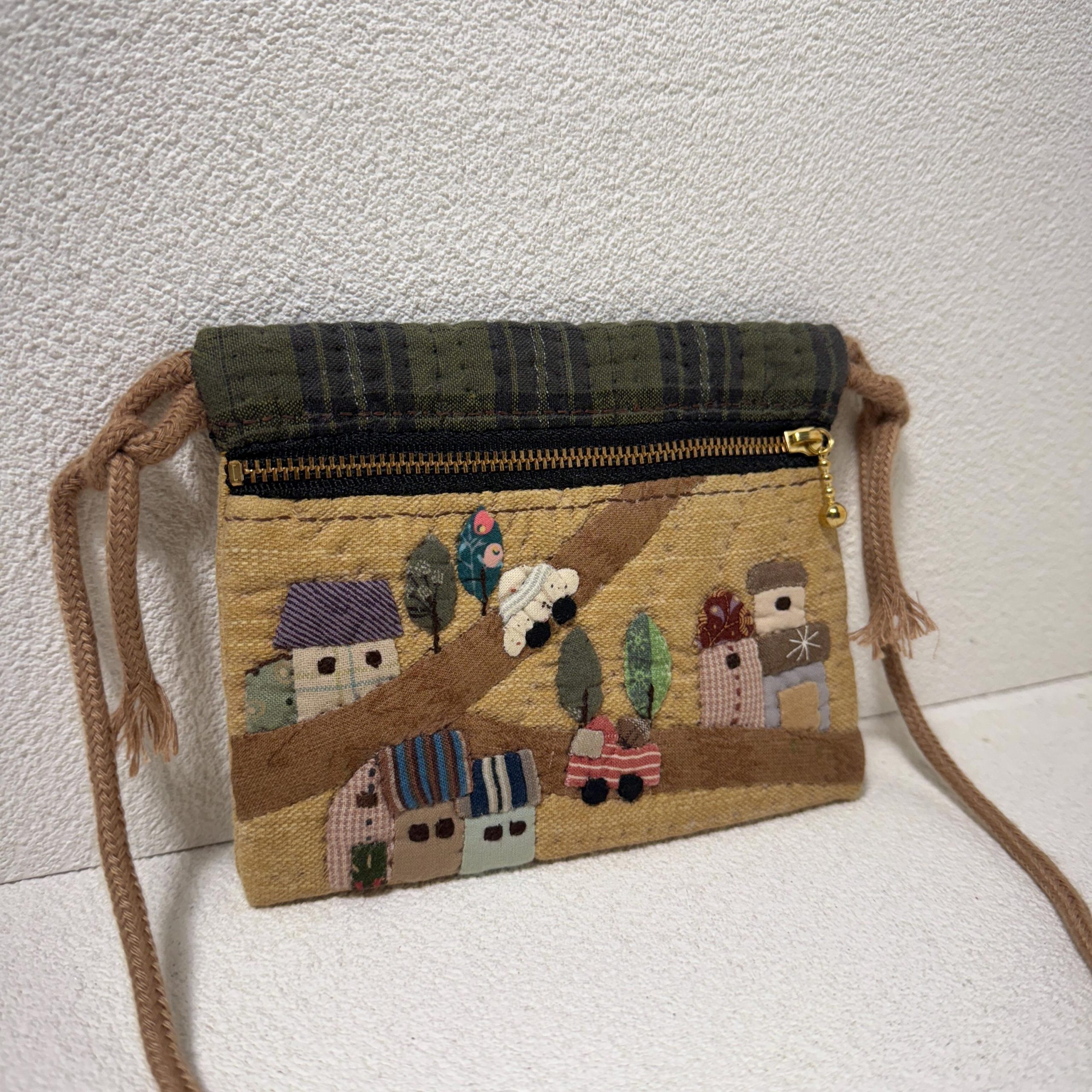 Whimsical Countryside Journey Appliqué Fabric Zipper Pouch - Image 5